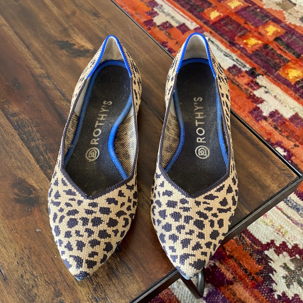 Rothys point size 9 leopard